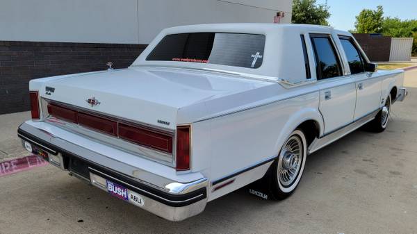 1984 Lincoln Town Car with 64K Miles Garage-kept, Maintenance for sale in Keller, TX – photo 6