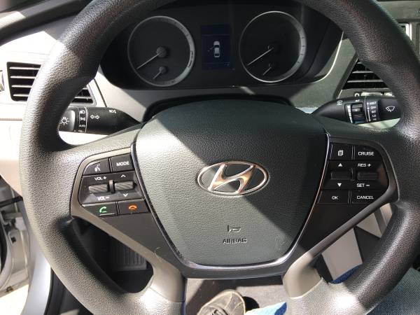 2015 Hyundia Sonata with 26,000 miles on it. for sale in Peabody, MA – photo 5