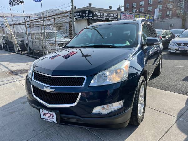 2011 Chevy Traverse LT - - by dealer - vehicle for sale in STATEN ISLAND, NY