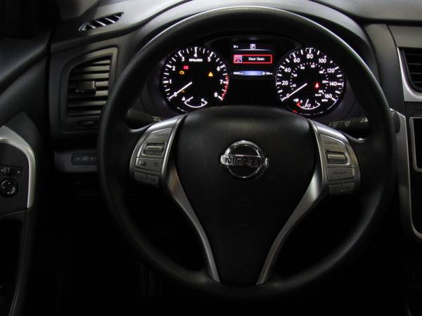 2016 Nissan Altima 2.5 S for sale in Green Bay, WI – photo 18