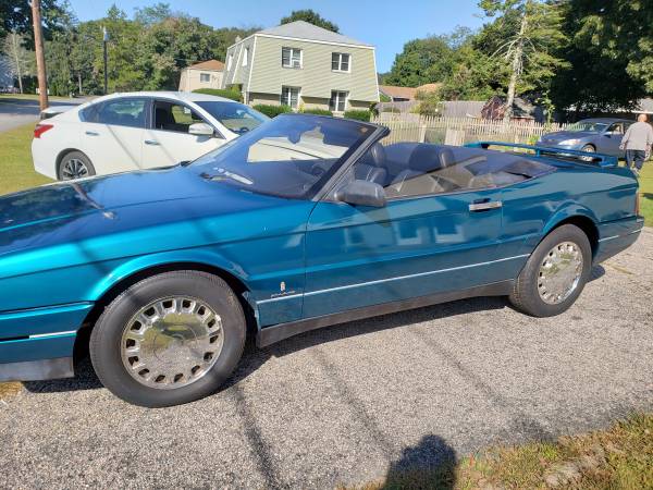 1993 CADILLAC ALLANTE NORTH STAR CONVERTIBLE LAST YEAR FOR THIS MODEL for sale in Narragansett, RI
