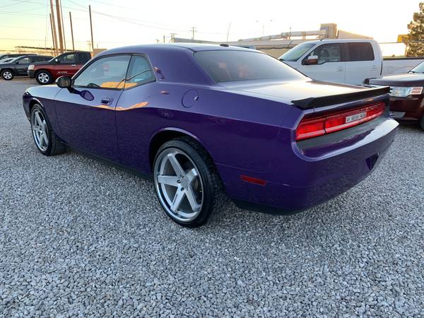 2009 DODGE CHALLENGER SE Clean title/Carfax for sale in El Paso, TX – photo 4
