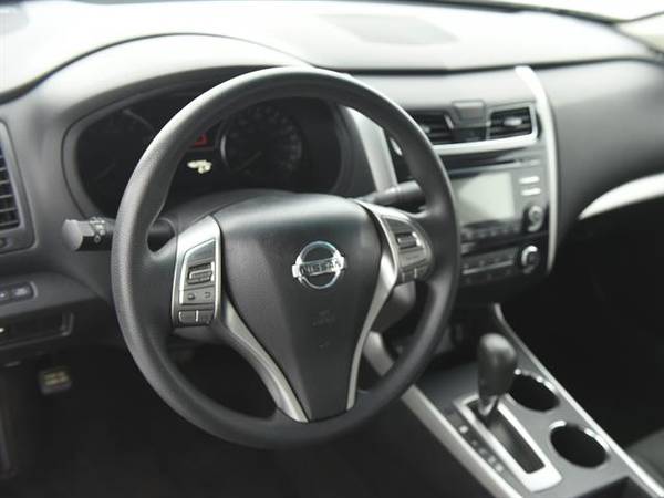 2015 Nissan Altima 2.5 S Sedan 4D sedan WHITE - FINANCE ONLINE for sale in Memphis, TN – photo 2