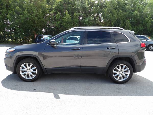2015 JEEP CHEROKEE LIMITED AWD w 80k miles! - - by for sale in St. Albans, VT – photo 2