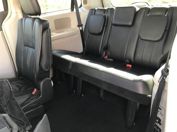 2014 Chrysler Town & Country Touring- Nice & low miles! - cars &... for sale in Concord, NC – photo 7