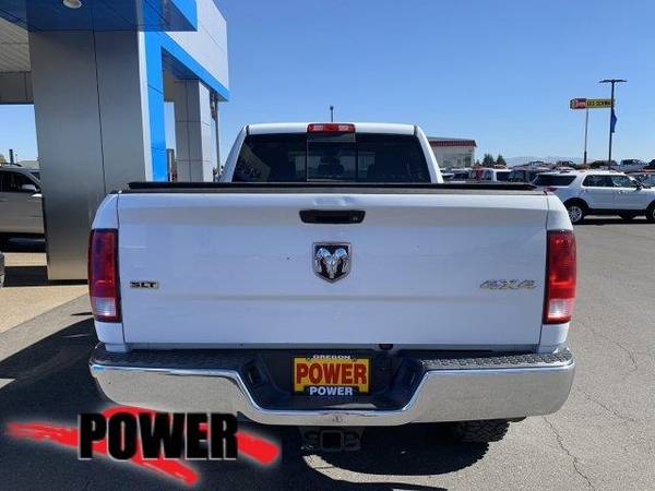 2014 Ram 2500 truck SLT - Bright White Clearcoat for sale in Newport, OR – photo 4