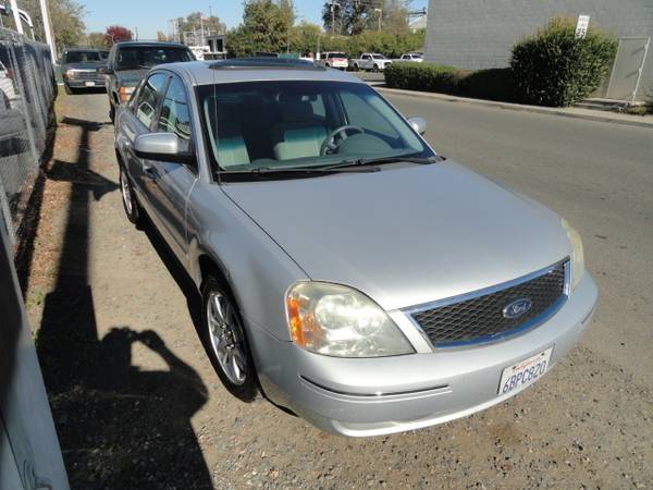 2005 FORD FIVE HUNDRED SEDAN ALL WHEEL DRIVE! VERY NICE CAR ! for sale in Gridley, CA – photo 4