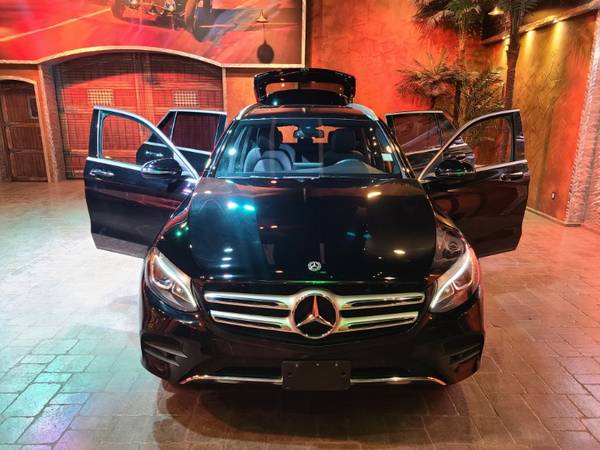 2019 Mercedes-Benz GLC Stock SCV6483 - - by dealer for sale in Winnipeg, MN – photo 6