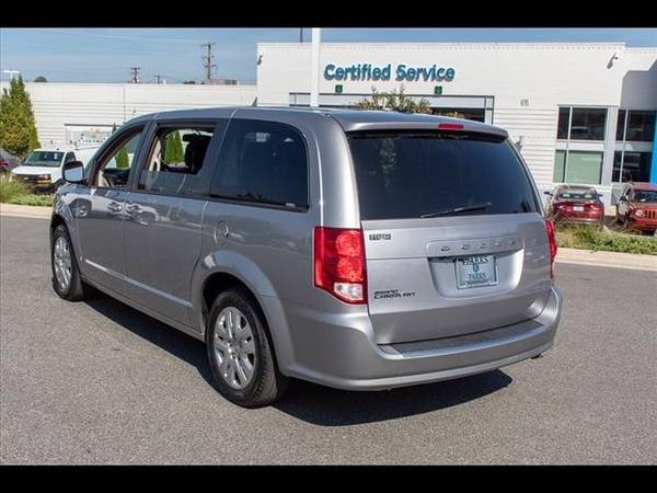 2018 Dodge Grand Caravan Used Mini Van Around Me Easy Financi We Ship! for sale in KERNERSVILLE, NC – photo 5