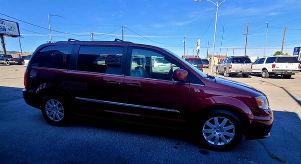 2014 Chrysler Town & Country - Loaded - - by dealer for sale in Helena, MT – photo 8
