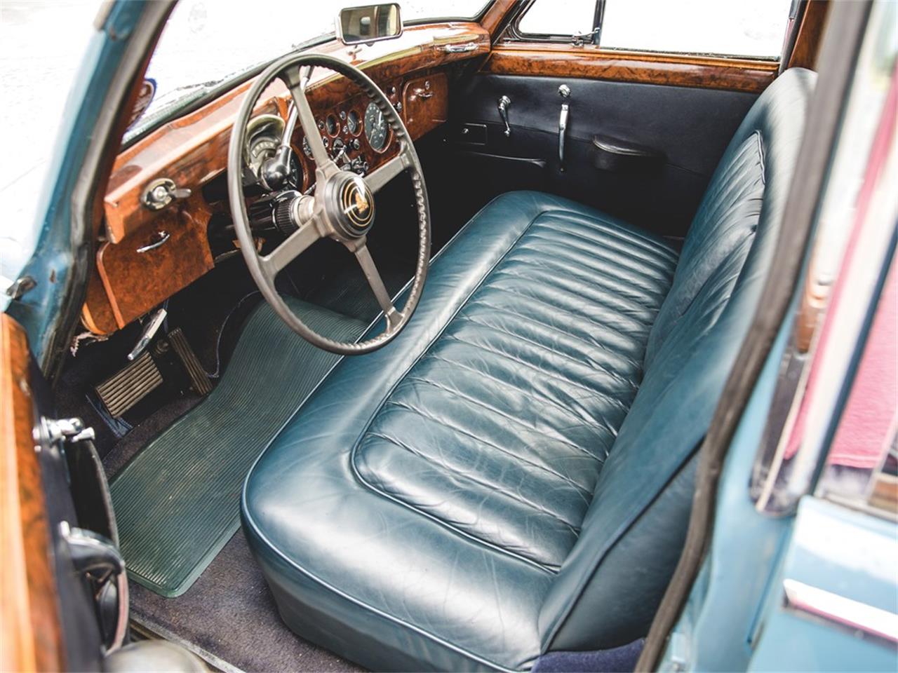 For Sale at Auction: 1959 Jaguar Mark IX for sale in Auburn, IN – photo 4
