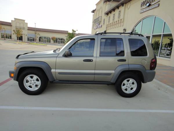 2005 Jeep Liberty, Manual Trans, Low Miles for sale in Dallas, TX – photo 8