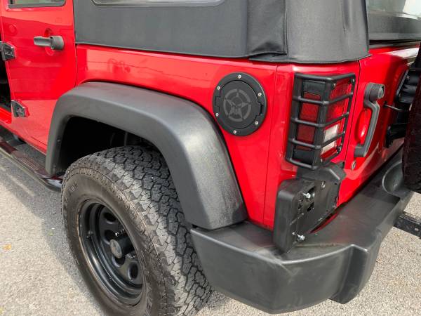 REDUCED!!!2007 Jeep Wrangler Unlimited X 4X4 4Dr Manual Speed for sale in Bristol, TN – photo 22