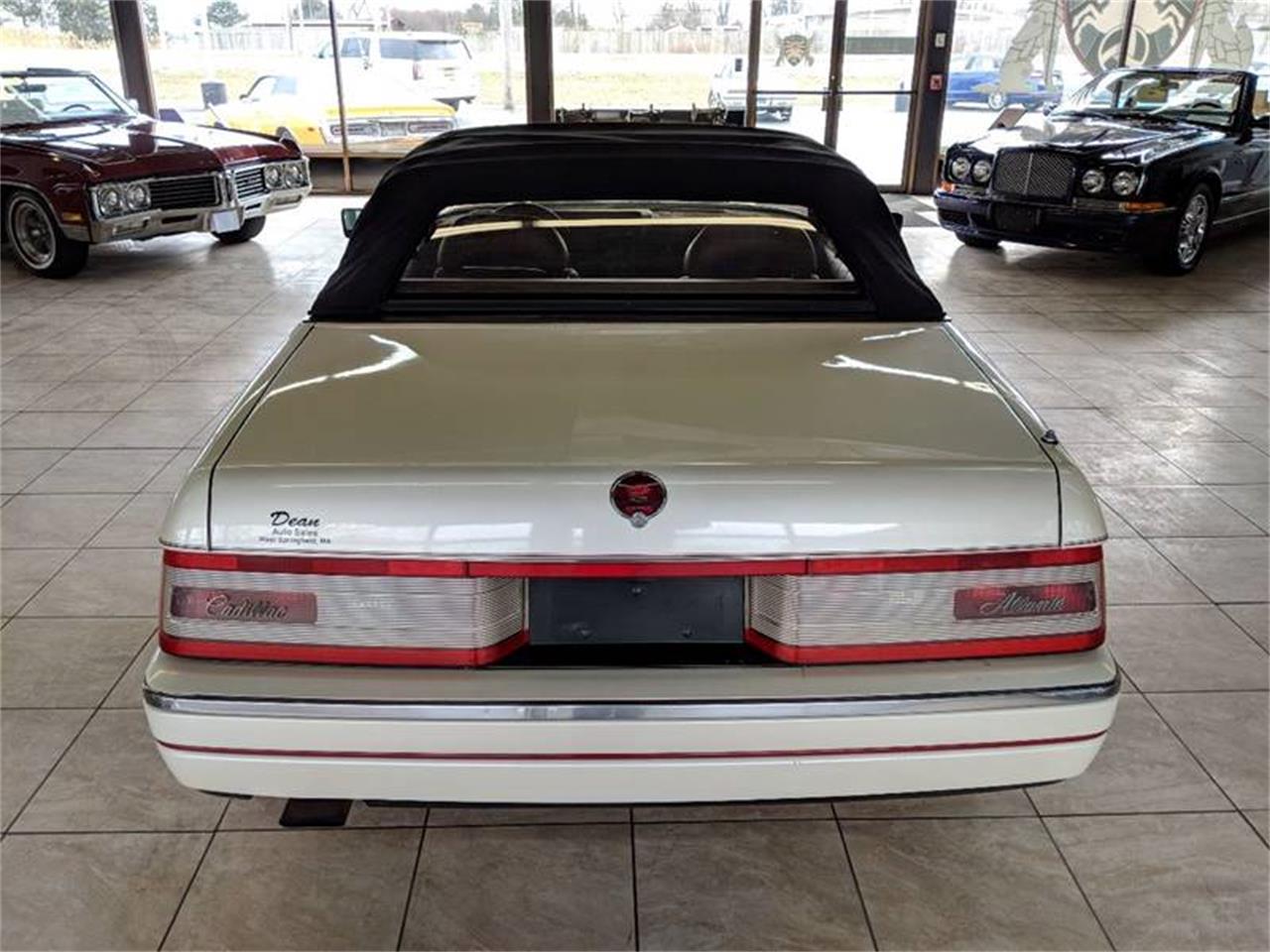 1991 Cadillac Allante for sale in St. Charles, IL – photo 17