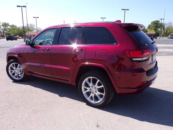 2018 Jeep Grand Cherokee Altitude - - by dealer for sale in Brownwood, TX – photo 3