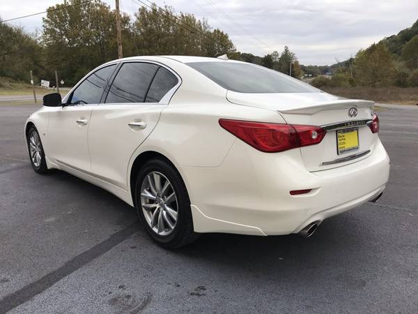 2015 INFINITI Q50 Premium * 1 Owner * Leather * Back-Up Cam * Sunroof for sale in Sevierville, TN – photo 5
