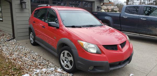 2004 PONTIAC VIBE - cars & trucks - by owner - vehicle automotive sale for sale in Rochester, MI