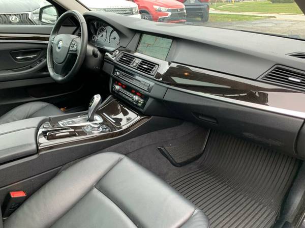 2013 BMW 528 AWD 51,790 miles - cars & trucks - by dealer - vehicle... for sale in Downers Grove, IL – photo 3