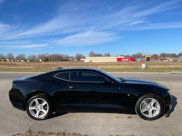 2016 Chevrolet Camaro 1LT Coupe - - by dealer for sale in Harrisonville, MO – photo 3