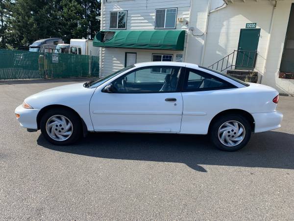 1997 Chevy Cavalier Coupe 2.2L 5 Speed Manual!! We Finance!! for sale in Seattle, WA – photo 3