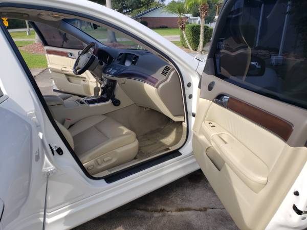 INMACULATE CONDITION 2010 M35 INFINITI - cars & trucks - by owner -... for sale in Intercession City, FL – photo 5