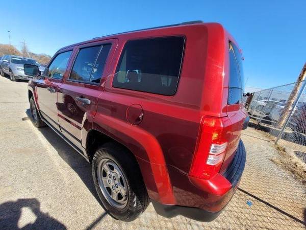 2017 Jeep Patriot Sport 2WD - - by dealer - vehicle for sale in Arlington, TX – photo 14