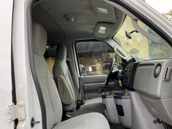 2011 Ford E150 Paseener Van Clean Carfax Hard to find Won t Last for sale in TAMPA, FL – photo 8