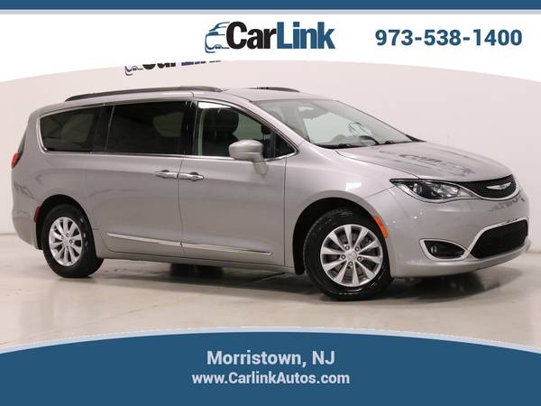 2017 Chrysler Pacifica Silver **WON'T LAST** for sale in Morristown, NJ