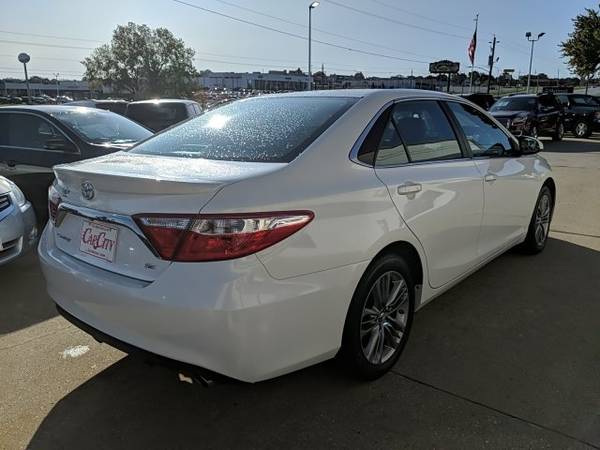 2017 Toyota Camry SE for sale in Des Moines, IA – photo 4