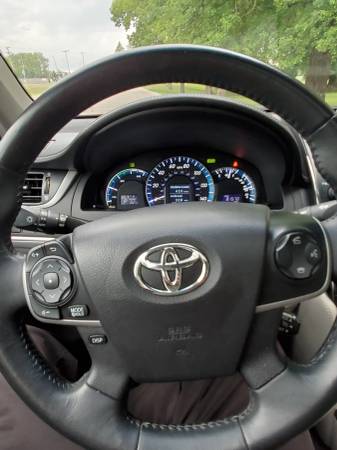 2014 Toyota Camry XLE HYBRID - cars & trucks - by owner - vehicle... for sale in Jordan, MN – photo 8