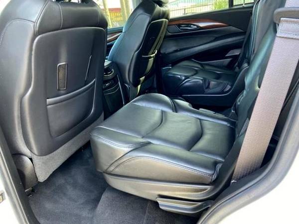 2016 Cadillac Escalade Luxury - EVERYBODY RIDES! for sale in Metairie, LA – photo 9