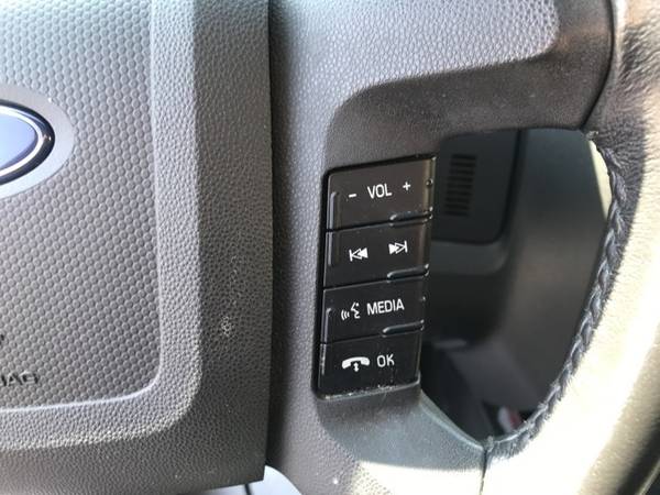 2012 Ford Escape Limited for sale in Greenfield, WI – photo 6