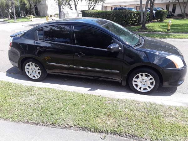 2012 NISSAN SENTRA IN EXCELLENT CONDITION AND RUNS GREAT! for sale in TAMPA, FL – photo 3