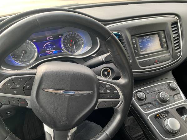 2015 Chrysler 200c No Accident Since 1997 - - by for sale in Lockport, IL – photo 9