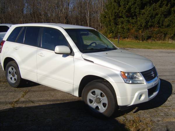 2011 SUZUKI GRAND VITARA - - by dealer - vehicle for sale in Transfer, OH