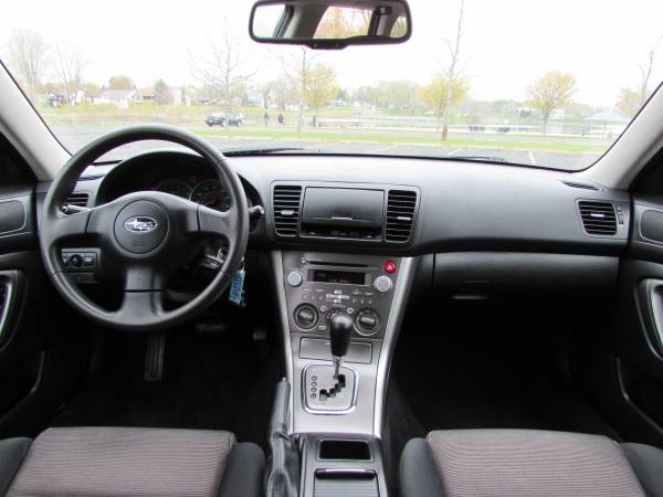 2007 Subaru Outback 2 5i Wagon - CLEAN! - - by dealer for sale in Jenison, MI – photo 4