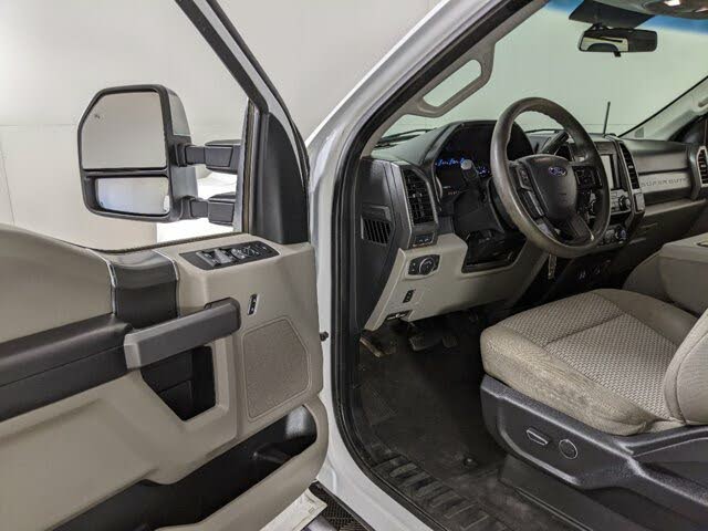 2019 Ford F-350 Super Duty XLT Crew Cab LB 4WD for sale in Longmont, CO – photo 8