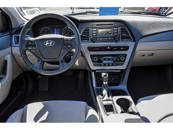 2017 Hyundai Sonata Base sedan Quartz White Pearl for sale in El Paso, TX – photo 14