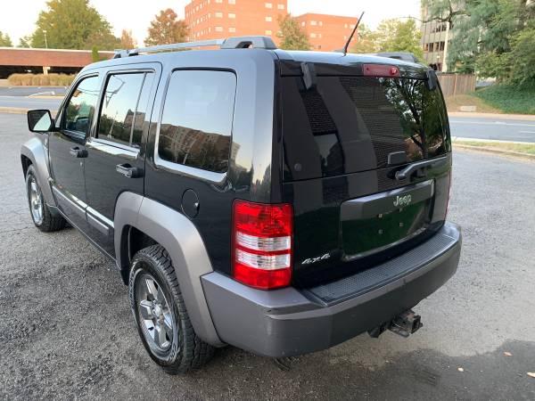 2010 Jeep Liberty 4x4 renegade 3.7L V6 automatic-128K miles for sale in Falls Church, District Of Columbia – photo 6