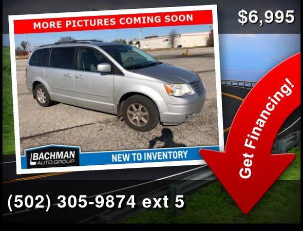 2008 Chrysler Town & Country Touring - cars & trucks - by dealer -... for sale in Louisville, KY