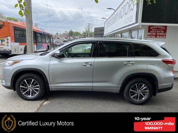 2018 Toyota Highlander XLE - - by dealer - vehicle for sale in Great Neck, NY – photo 3