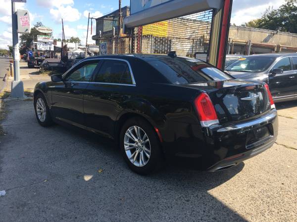 2017 chrysler 300 limited edition one owner line rimes - cars &... for sale in Brooklyn, NY – photo 6