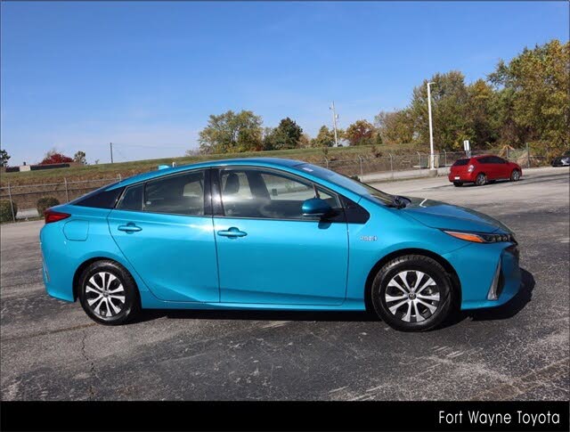 2020 Toyota Prius Prime XLE FWD for sale in Fort Wayne, IN – photo 2