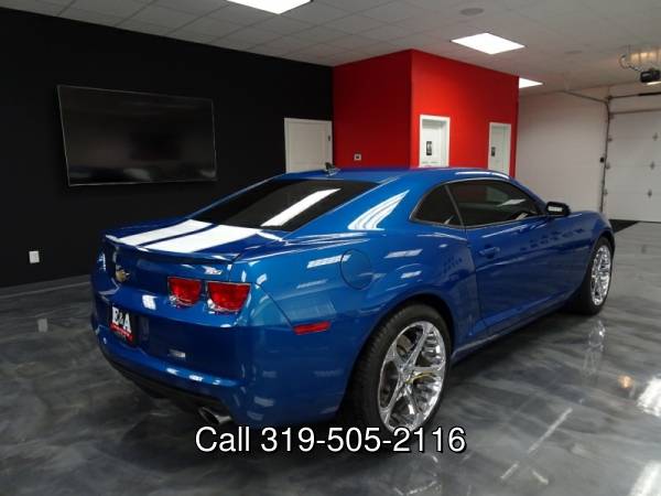 2010 Chevrolet Camaro 1SS - - by dealer - vehicle for sale in Waterloo, IA – photo 4