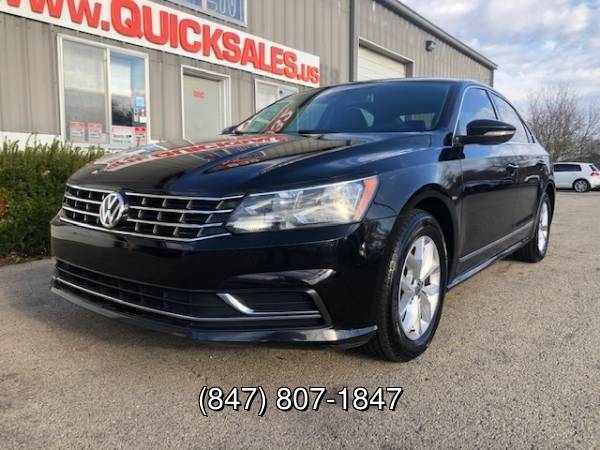 2017 Volkswagen Passat 1.8 TSI S 1 OWNER OFF LEASE! FINANCING &... for sale in Elgin, IL – photo 3