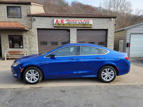 2015 Chrysler 200 Limited 4dr Sedan EVERYONE IS APPROVED! - cars & for sale in Vandergrift, PA – photo 5