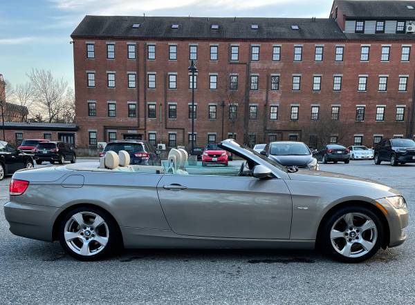 2007 BMW 328i Convertible 6 Cylinder Automatic One Owner LOW MILES for sale in Pawtucket, RI