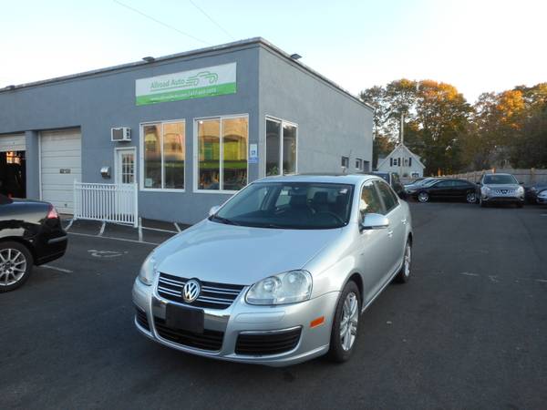 2007 VW JETTA 2.5 WOLFSBURG EDITION, LEATHER, SUNROOF, 115K MILES. for sale in Whitman, MA