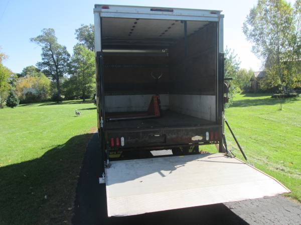 2009 Ford F450 Cube/ Dock truck, with tommy lift, 12' Box, V10, 93,000 for sale in Danbury, WI, MN – photo 4