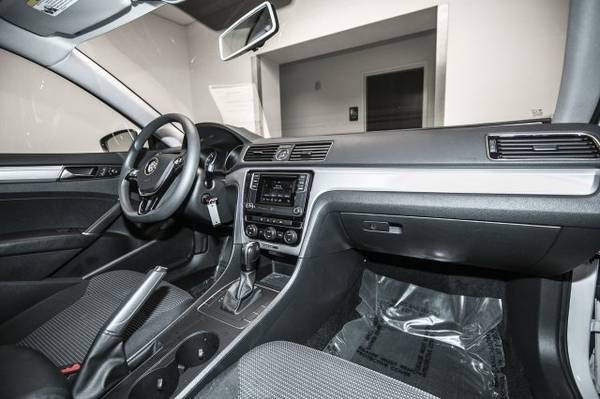 2017 Volkswagen Passat 1.8T S for sale in Tacoma, WA – photo 9